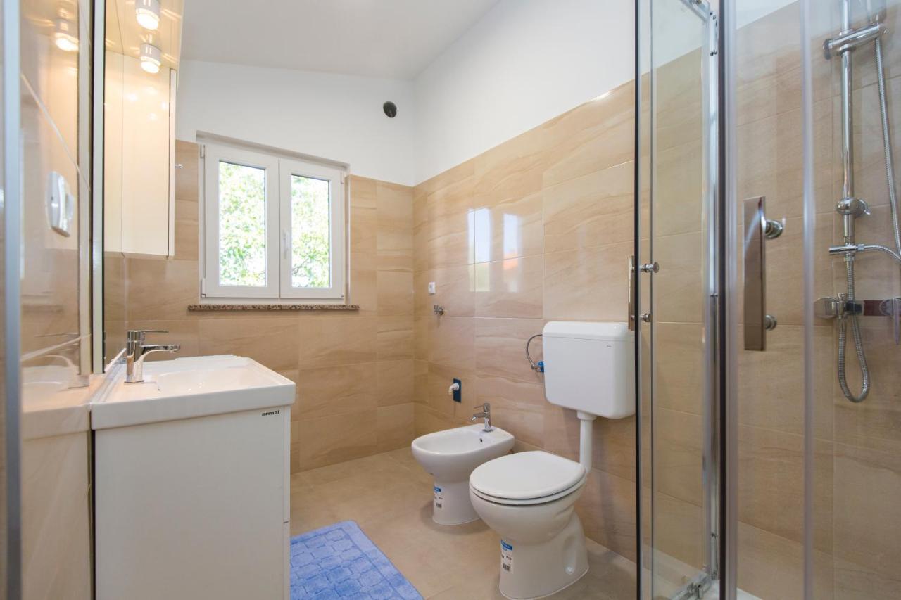 Apartman Ana 라빈 외부 사진